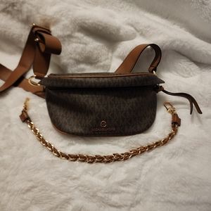 Michael Kors Slater sling- like new!